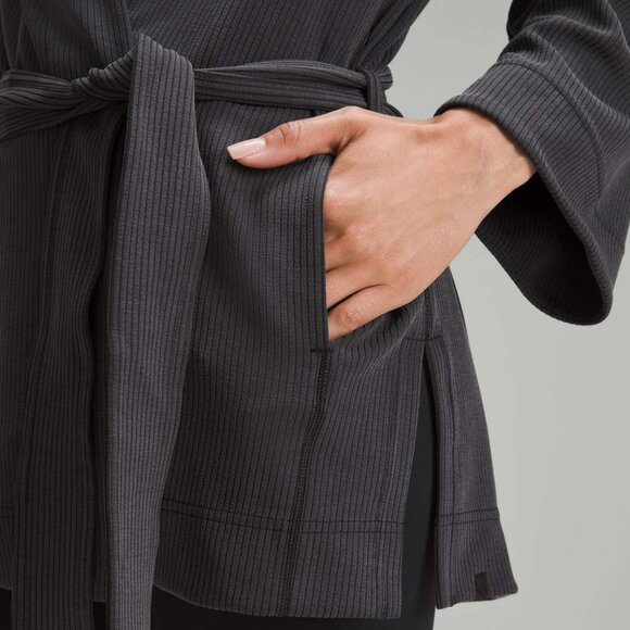 NWT Lululemon Ribbed Softstreme Belted Wrap, Sz 6, BLACK - Picture 3 of 9